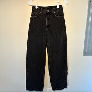Women’s high rise wide leg jeans
